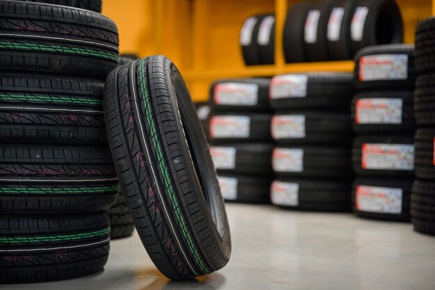 Pneu novo aro 17 disponível para instalação na PneuZ Araucária